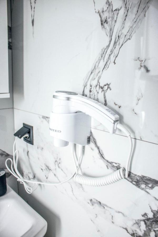 Live The Luxe Apartament *